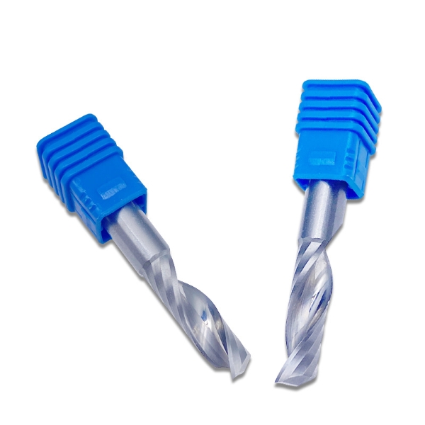 Frezele mașinii de gravură cu vârf de diamant pot gestiona gravarea cu detalii ultrafine?