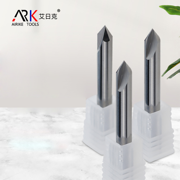 Care este unghiul de rectificare al frezei de teşire?